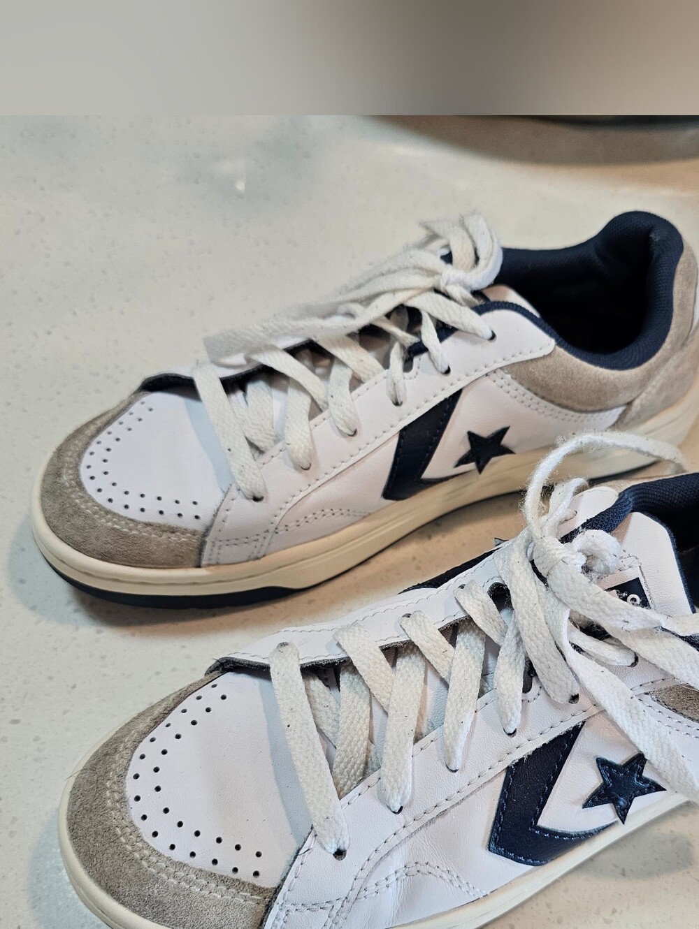 Converse Star Low-Top Sneakers in White & Navy - UNISEX